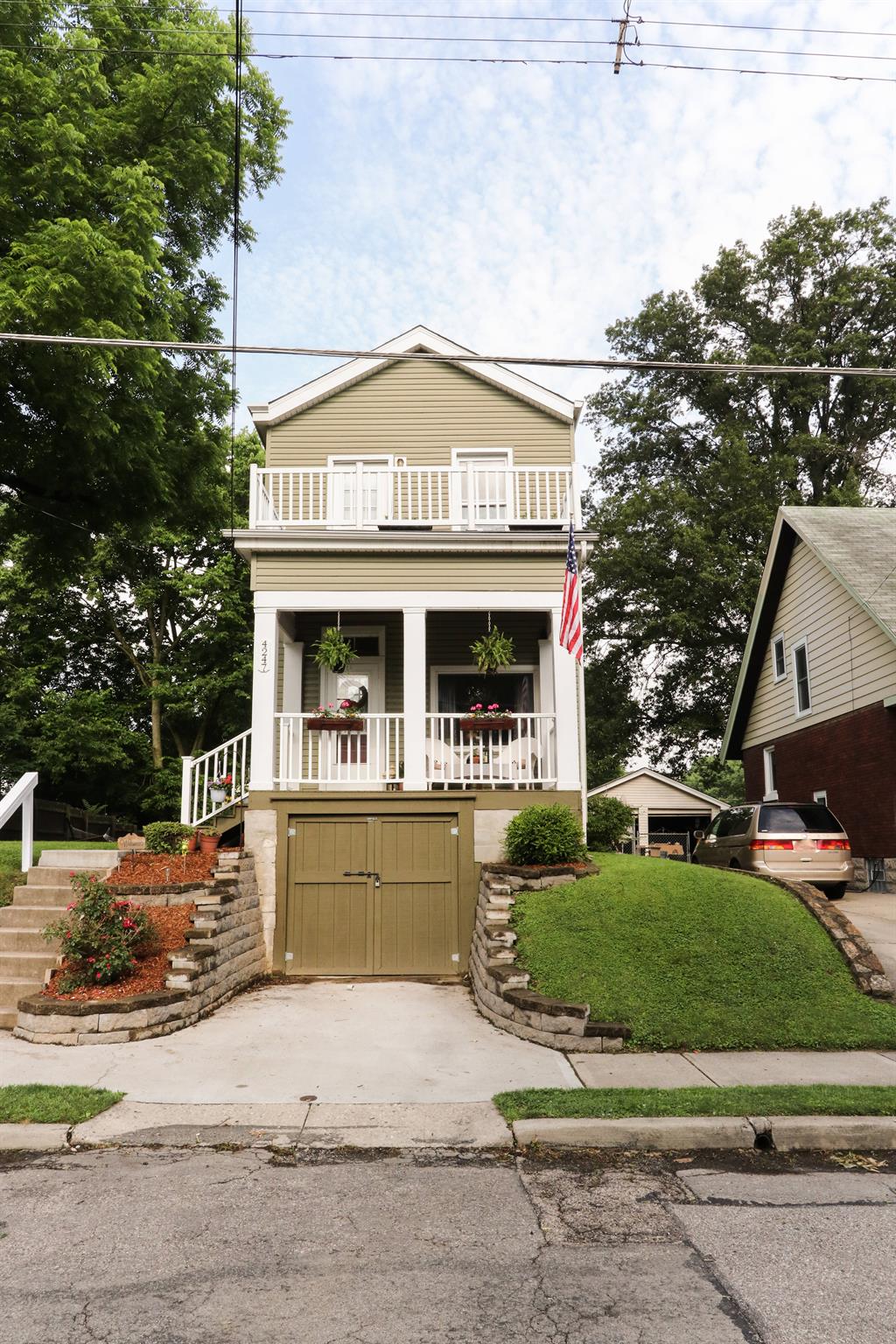 Exterior (Main) for 4247 Franklin Ave Norwood, OH 45212