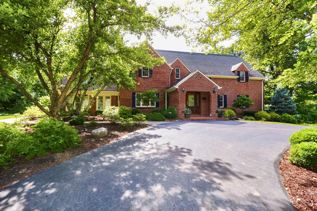 6787 Glen Acres Dr
