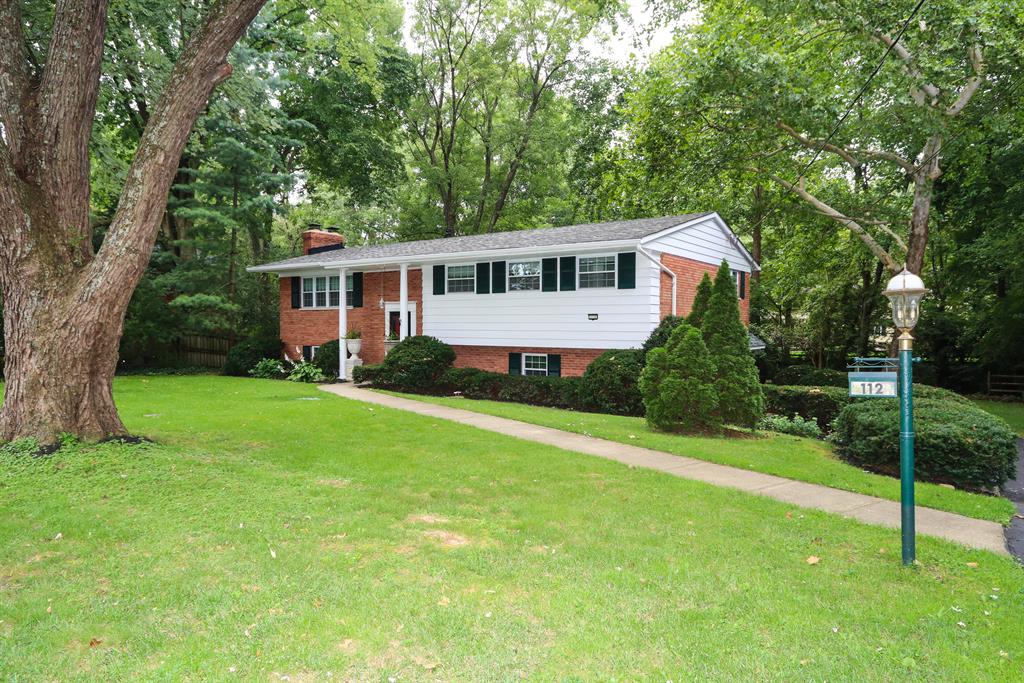 112 Fieldstone Dr Terrace Park, OH