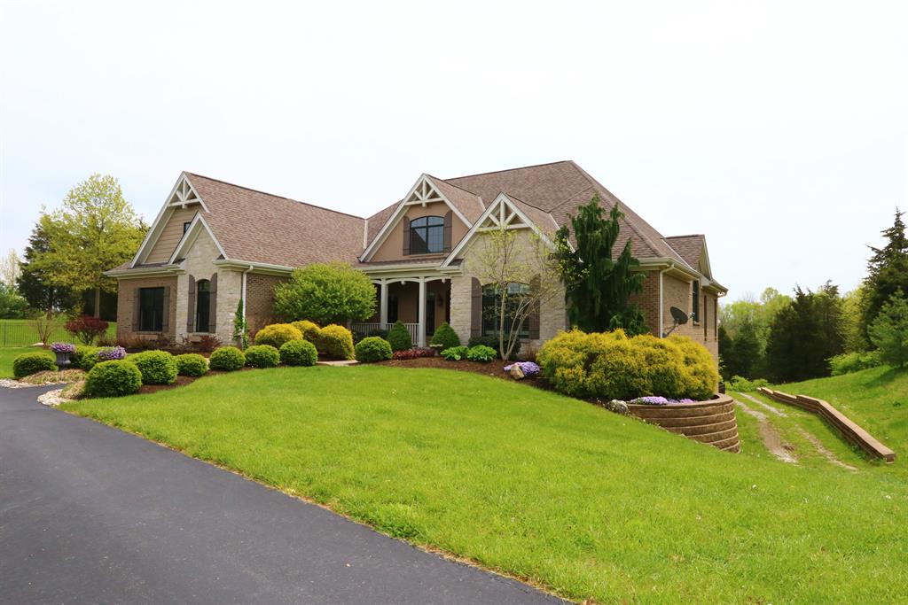 Exterior (Main) 2 for 6703 Shadowlawn Dr Alexandria, KY 41001
