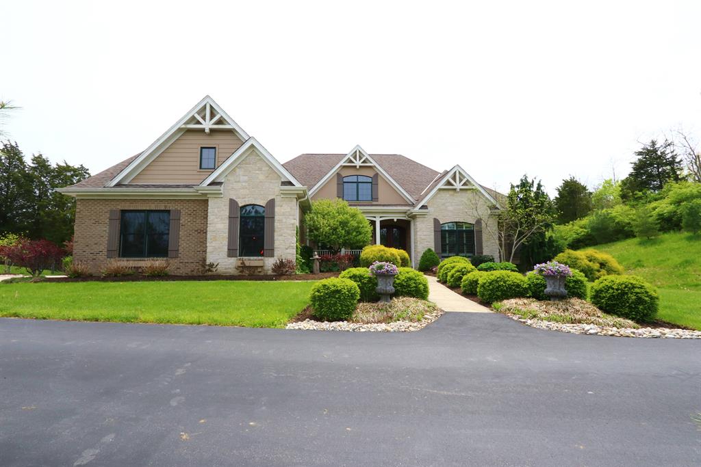6703 Shadowlawn Dr