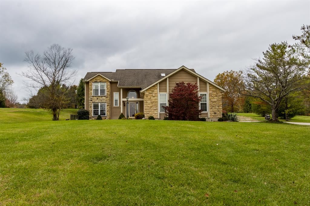 11815 Edgewood Rd