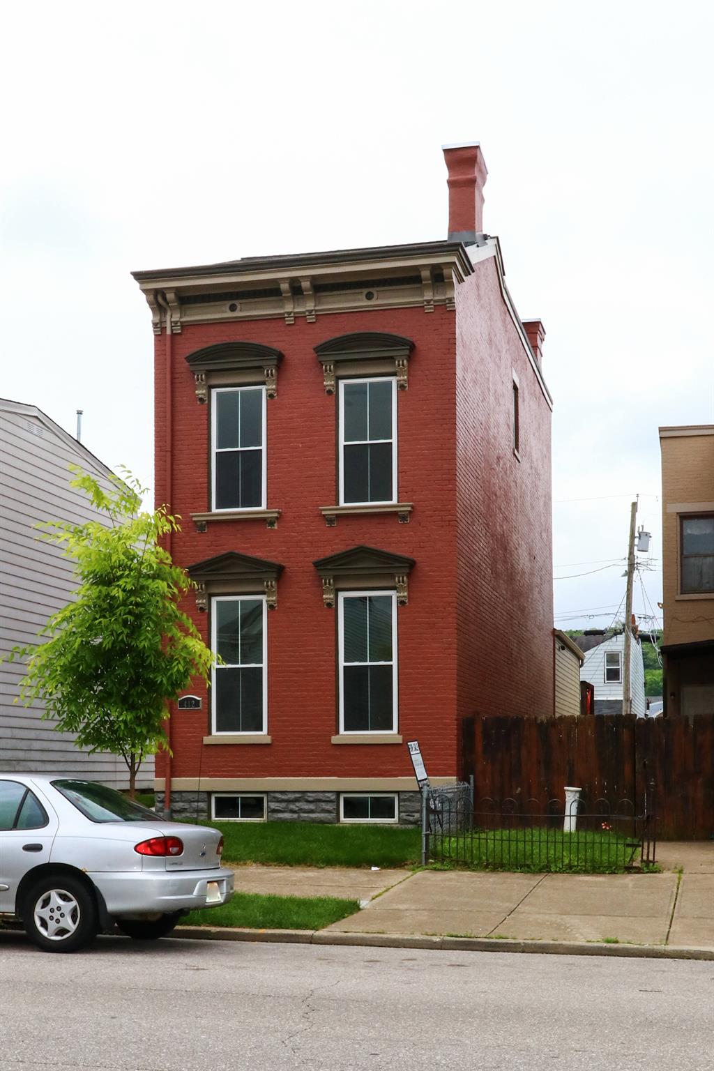 Exterior (Main) 2 for 412 W 10th St Newport, KY 41071