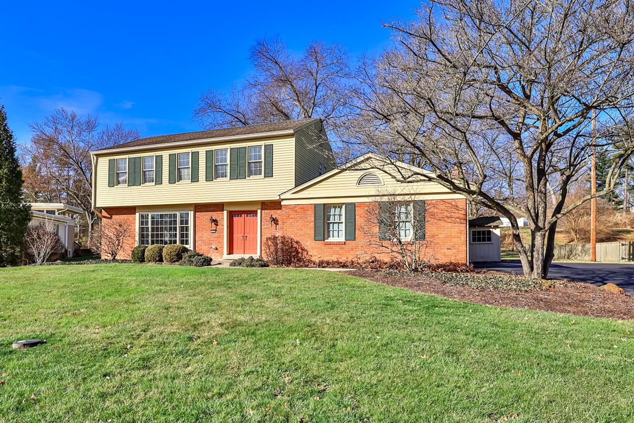 10347 Lochcrest Drive | SIBCY CLINE REALTORS®