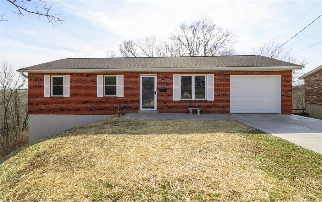 40 Shaw Dr
