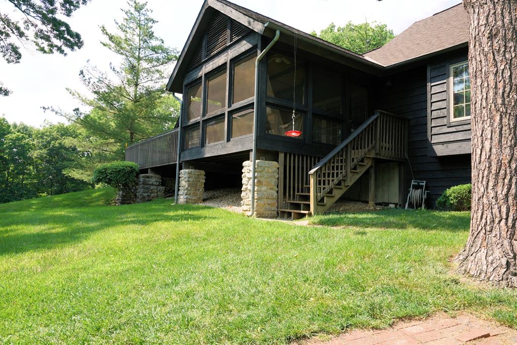 Exterior (Main) 2 for 7150 Ragland Rd, 2A Anderson Twp., OH 45244