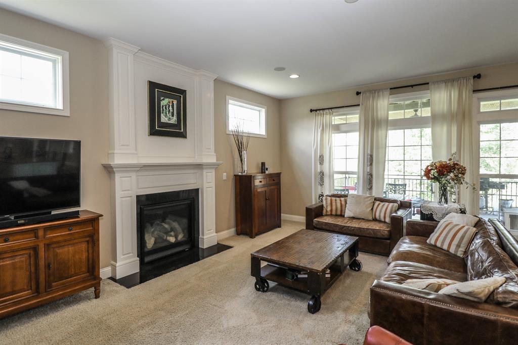 Living Room for 1456 Rolling Meadows Ct Union, KY 41091