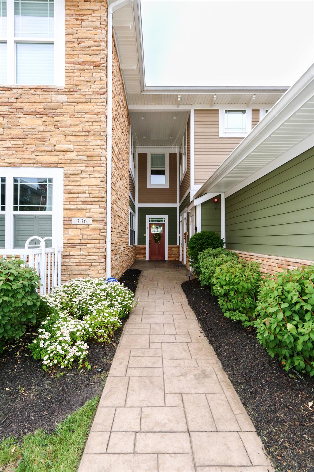 Entrance for 336 Riverpointe Dr, 6 Dayton, KY 41074