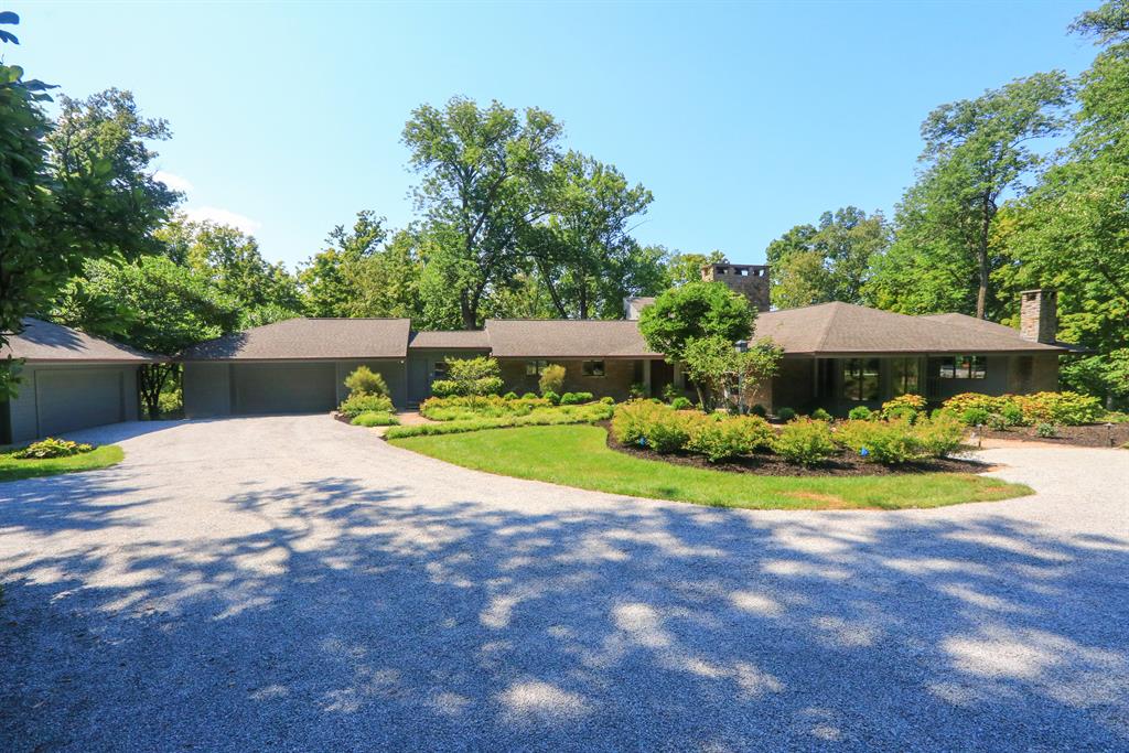 6075 Redbird Hollow Ln Indian Hill, OH