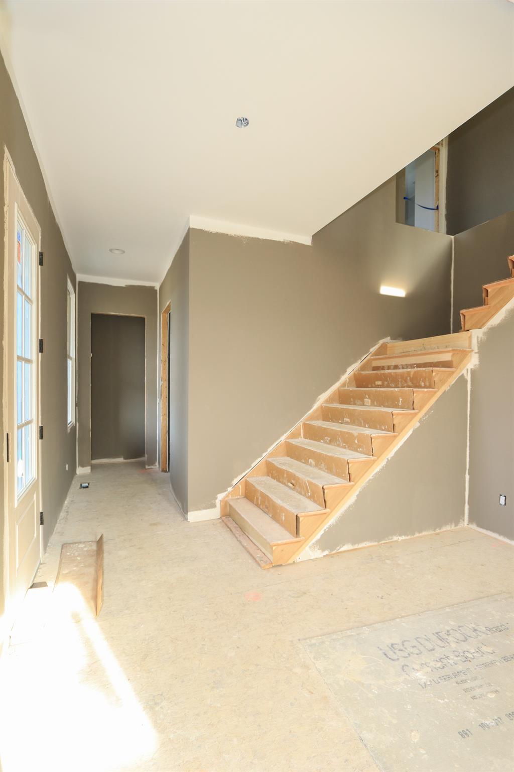 Foyer for 7578 Copper Creek Ln White Oak, OH 45247