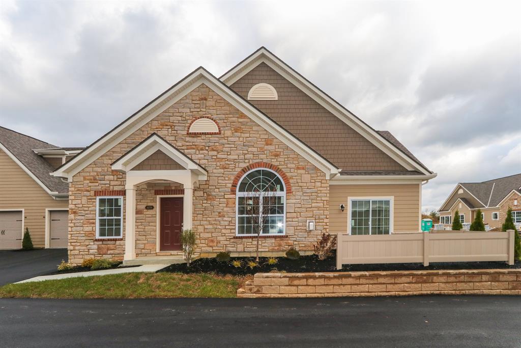 6779 Liberty Cir