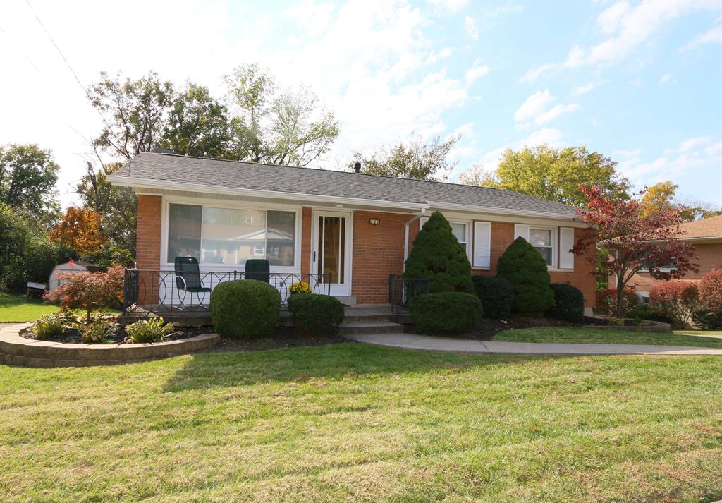222 Knollwood Dr