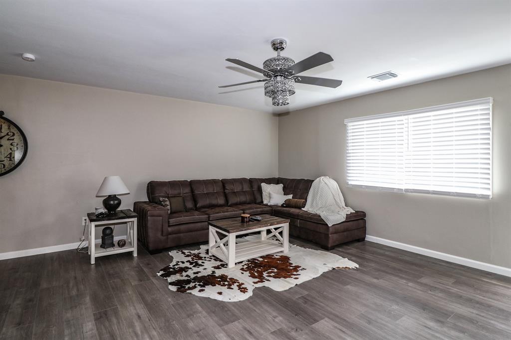 Living Room image 2 for 1174 Wellspring Dr Springfield Twp., OH 45231