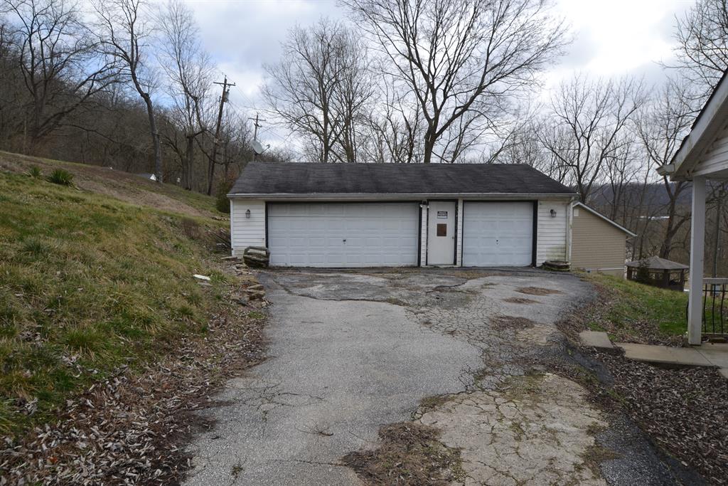 Garage for 6718 Scoffield Rd Union Twp. (Brown), OH 45167
