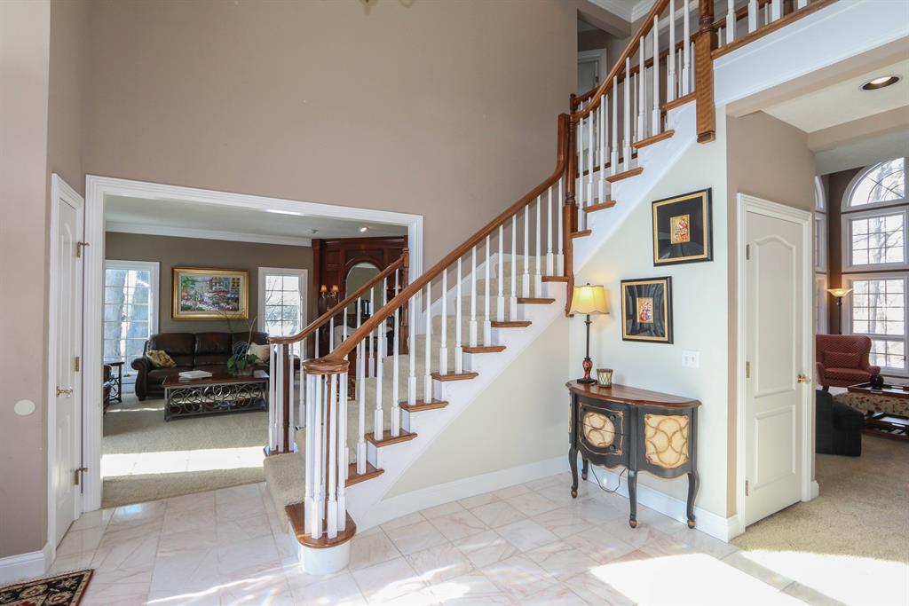 Foyer for 4958 Walnut Walk Kettering, OH 45429