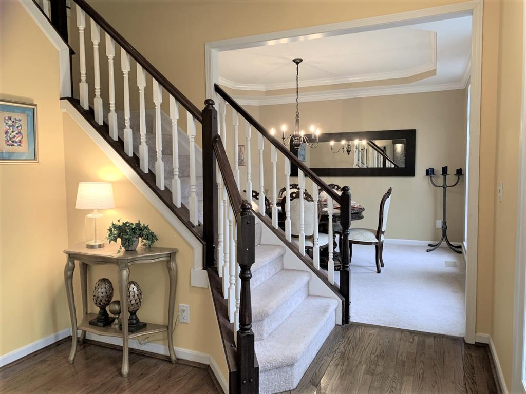 Foyer for 1209 Wintercrest Cir Miami Twp. (East), OH 45150