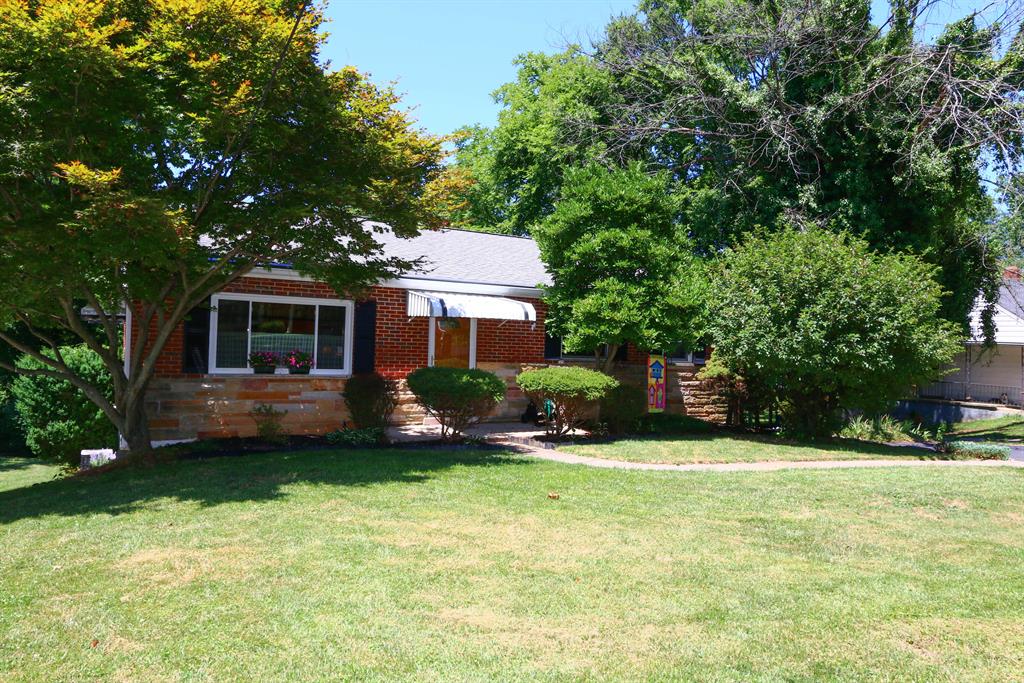 5498 Dodsworth Ln