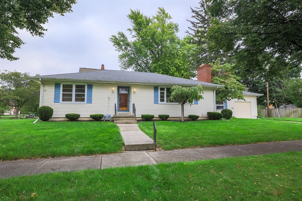 2004 Pembrook Rd Springfield, OH