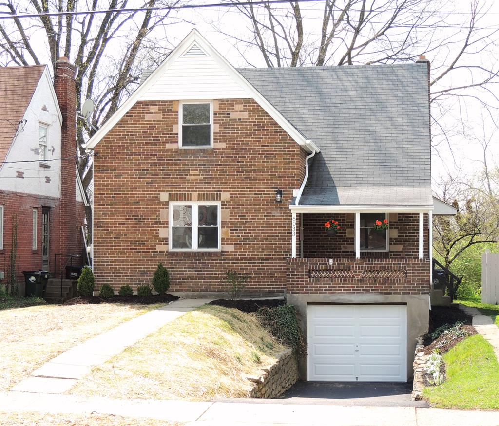 6033 Elbrook Ave Golf Manor, OH