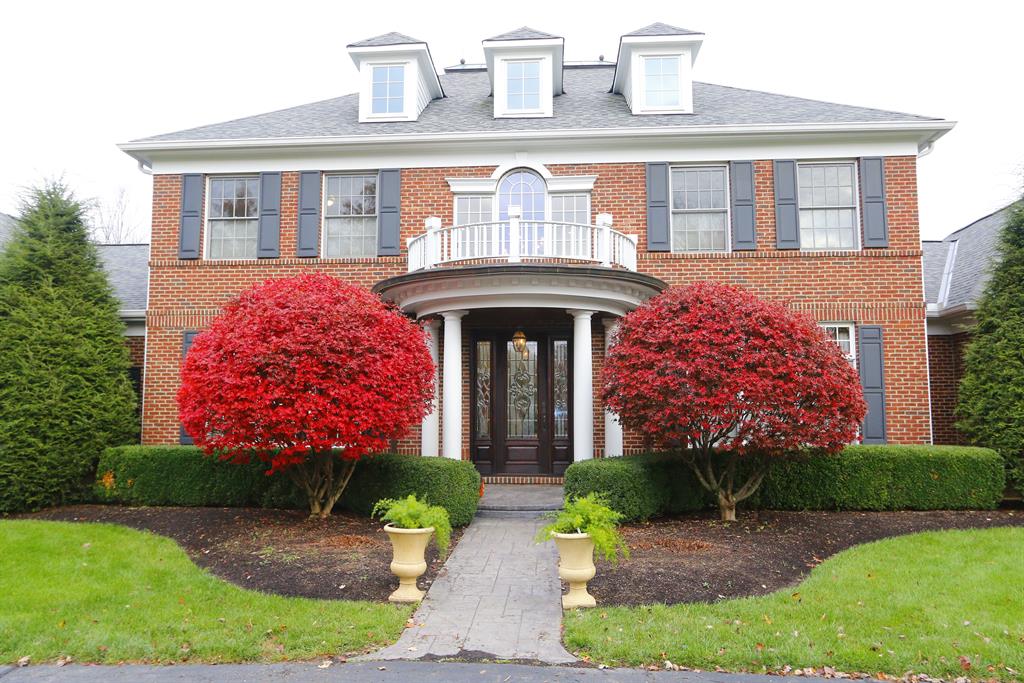 Entrance for 9120 Whisperinghill Dr Indian Hill, OH 45242
