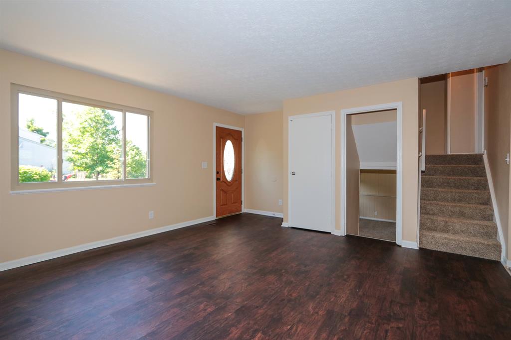 Living Room image 2 for 4108 Rankin Erlanger, KY 41018