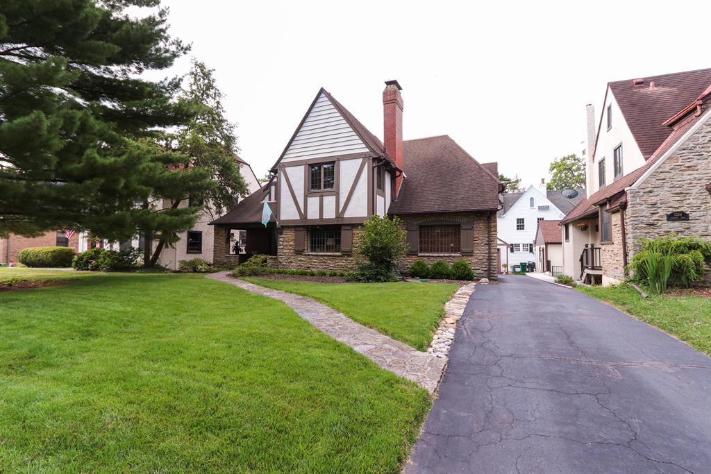 Exterior (Main) 2 for 1336 Suncrest Dr Mt. Lookout, OH 45208