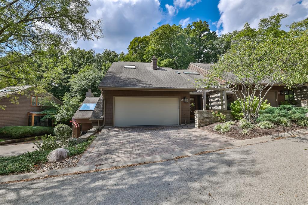 25 Spring Hill Drive