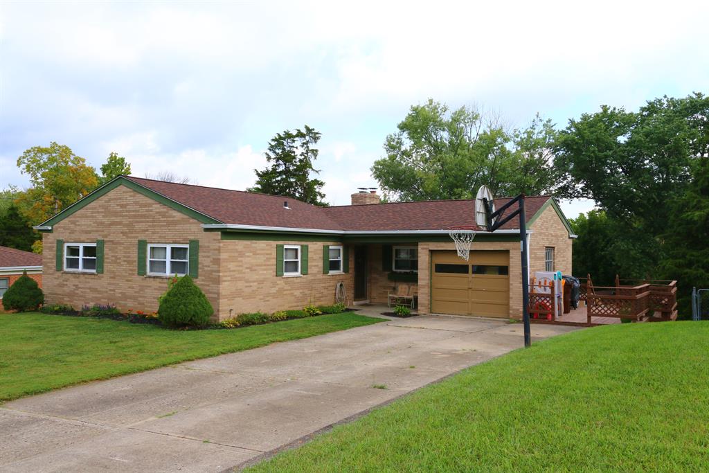 712 Carol Dr
