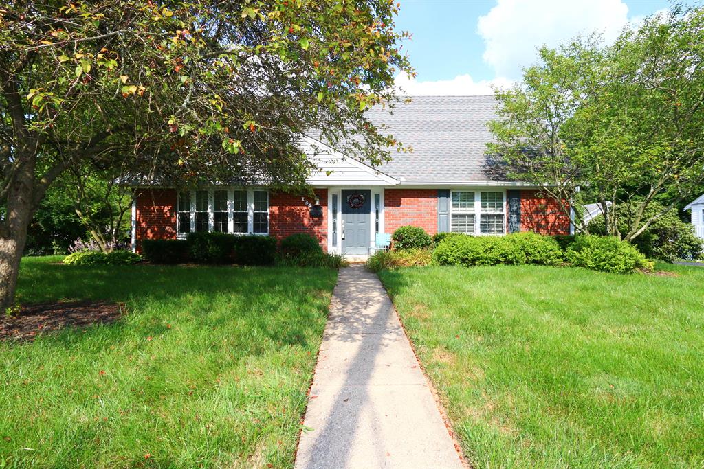 136 Laurel Ave