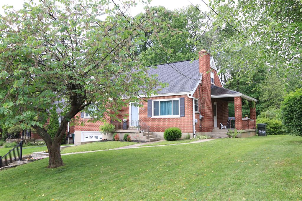 409 James Ave