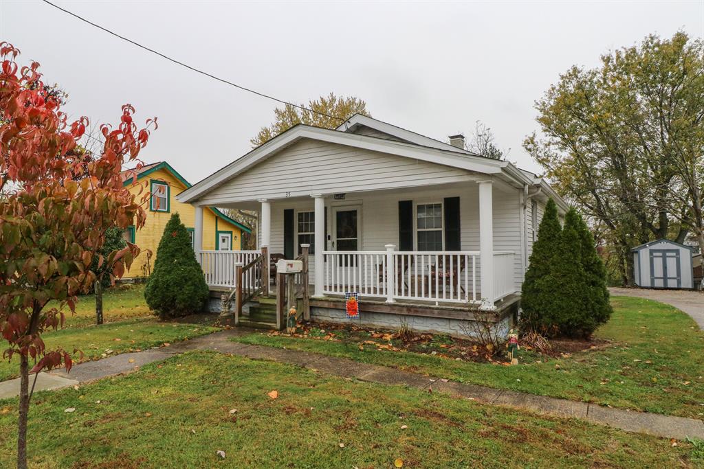 35 Sanders Dr