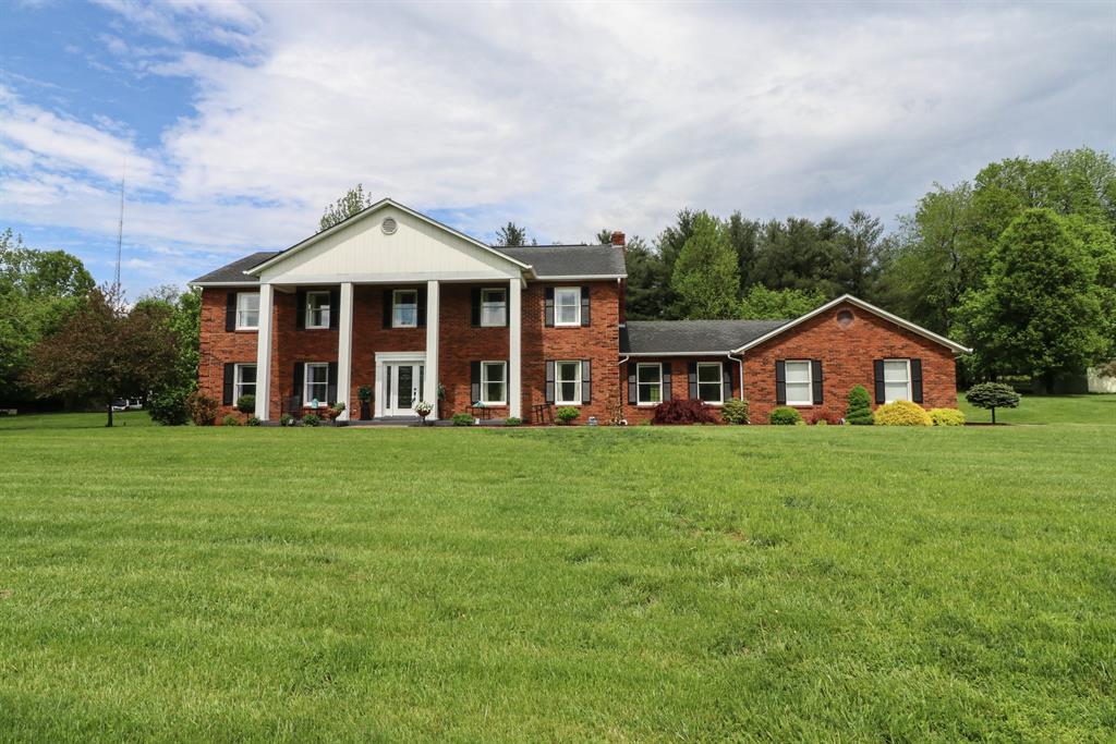 790 Chambers Rd