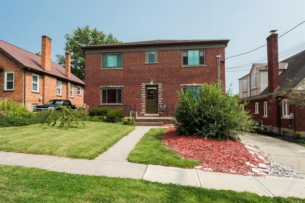 3946 School Section Rd Cheviot, OH