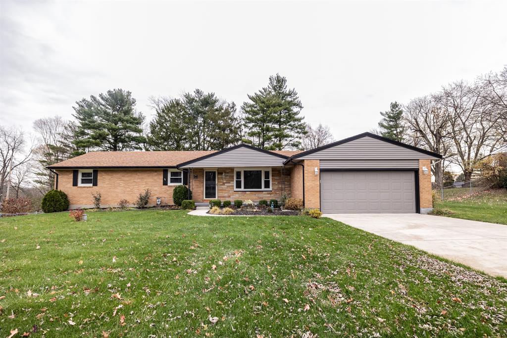 74 Pine Bluff Dr Beavercreek, OH