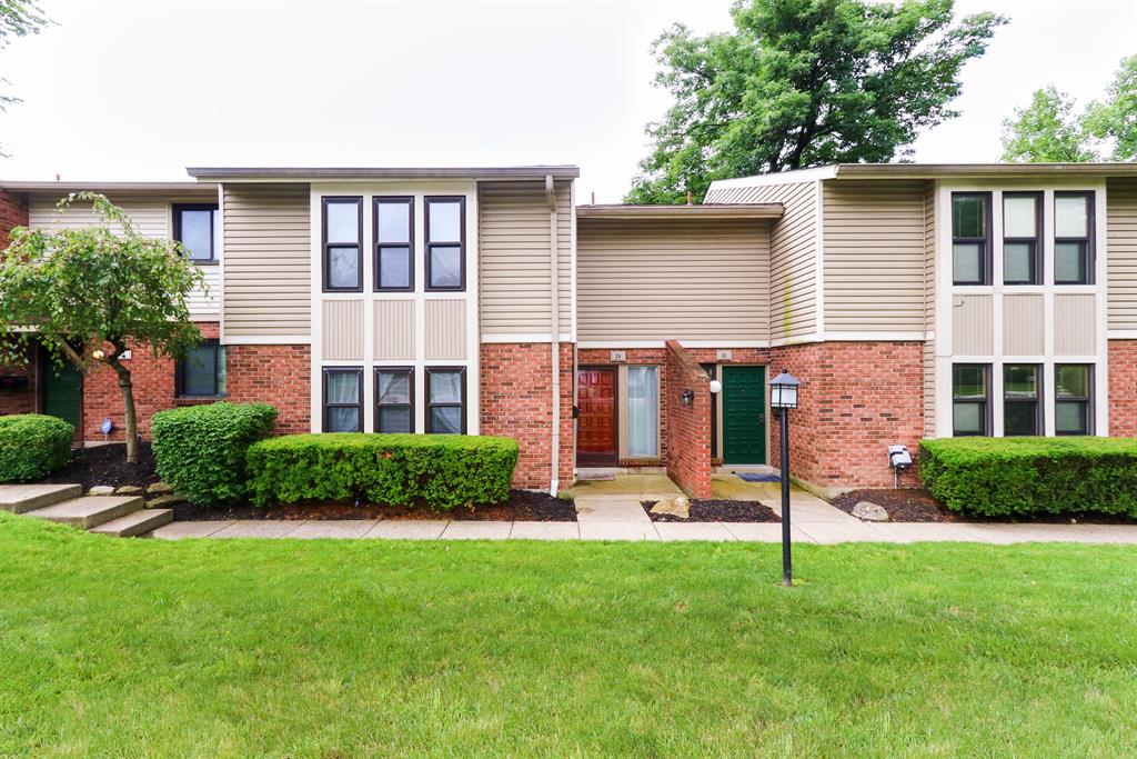 Exterior (Main) 2 for 29 Woodview Ct Springdale, OH 45246