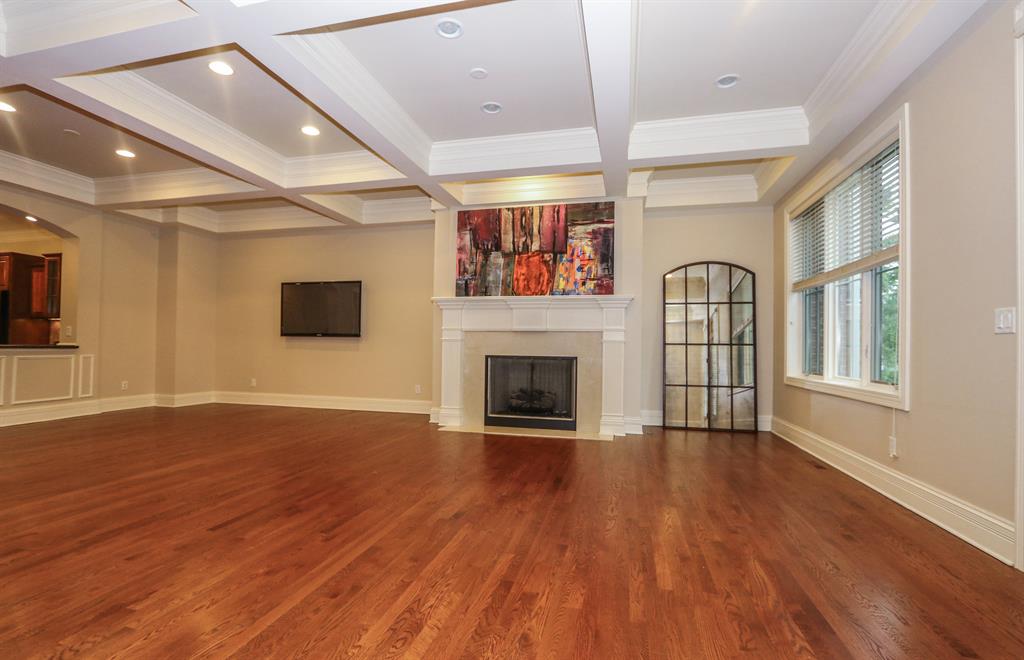 Living Room for 9591 Park Manor Blvd Blue Ash, OH 45242