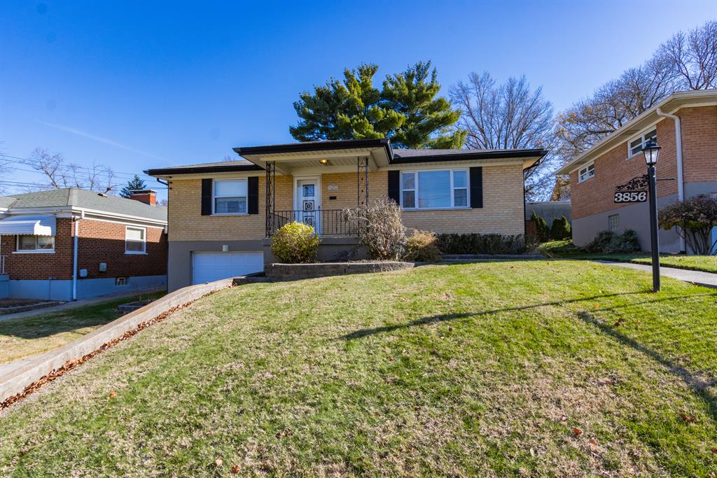 3856 Ruth Ln Cheviot, OH