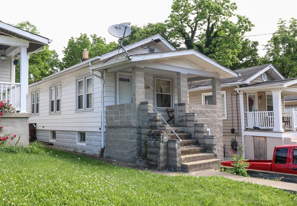 134 Daniels St