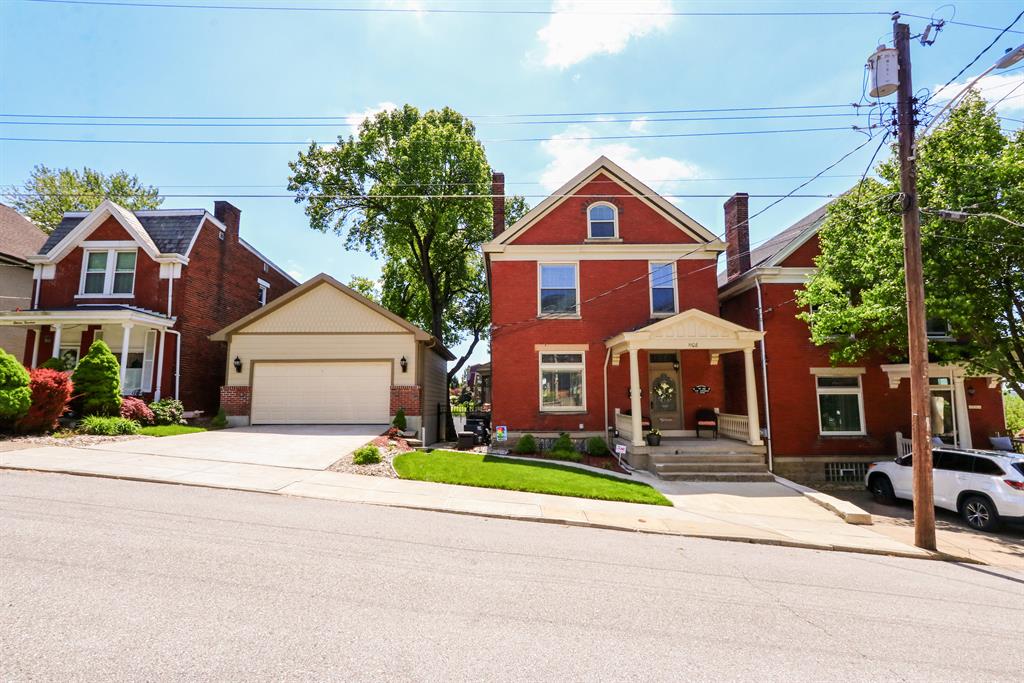 1108 Vine St