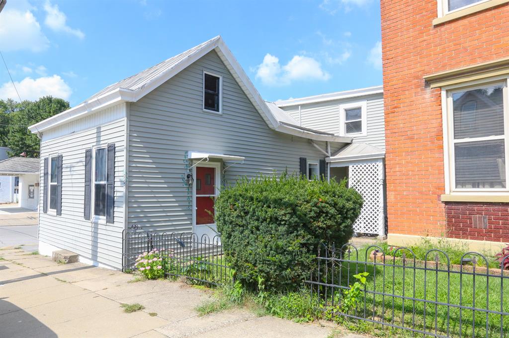 901 6th Ave