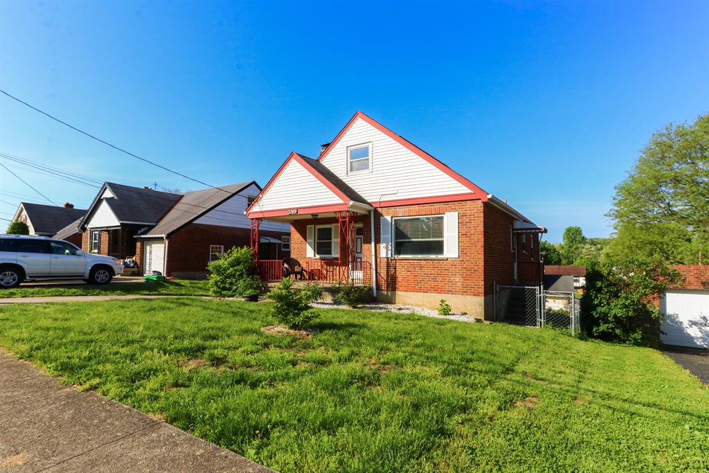 Exterior (Main) 2 for 3769 Meadowlark Ln Fairfax, OH 45227