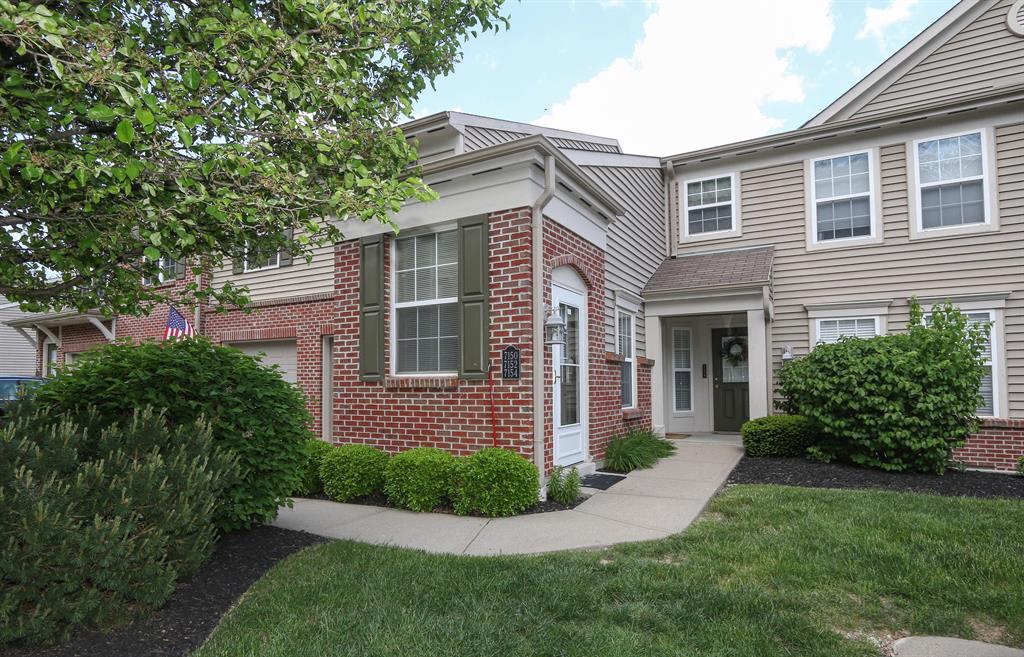 7152 English Dr Newtown, OH