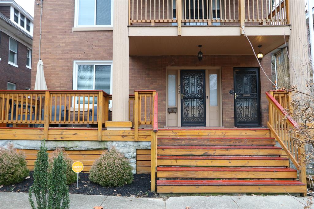 Entrance for 801 803 E Mitchell Ave Avondale, OH 45229
