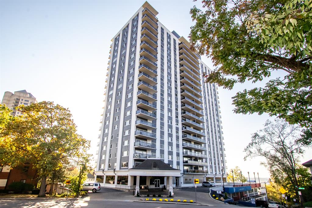 2200 Victory Parkway 701 Walnut Hills, OH