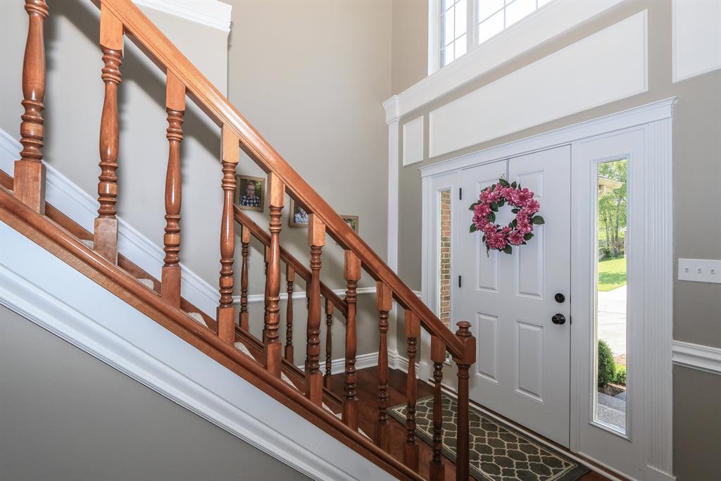 Foyer for 752 Timber Ln Independence, KY 41051
