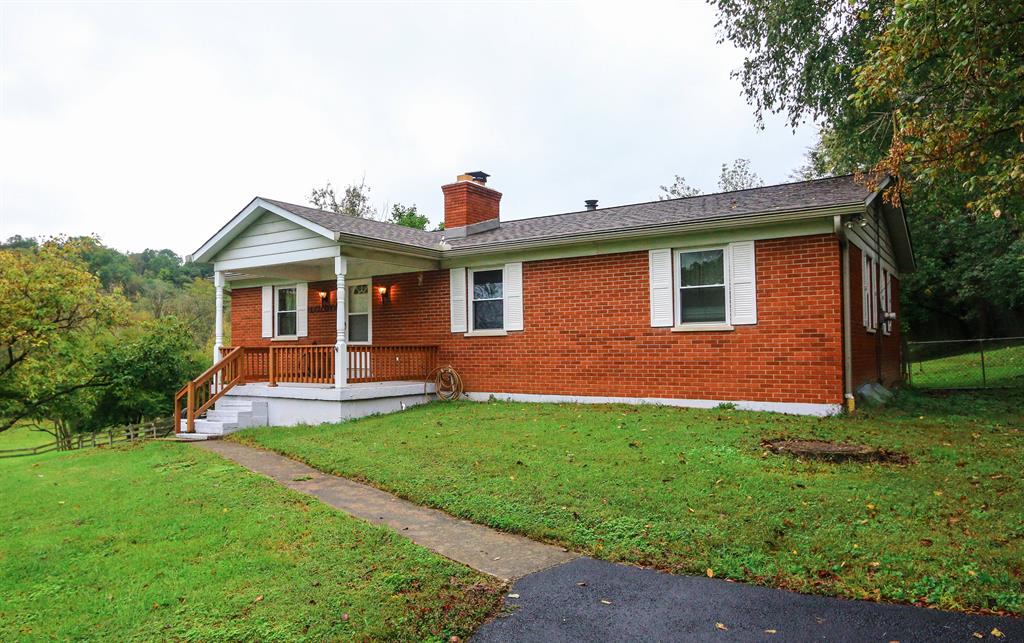 552 Locust Corner Rd Pierce Twp., OH