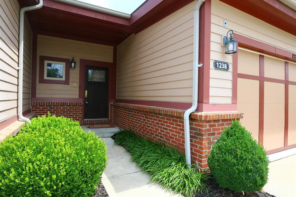 Entrance for 1238 Grays Peak Covington, KY 41011