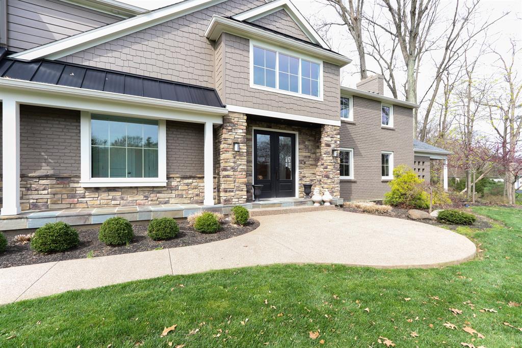 Entrance for 7525 Brill Rd Indian Hill, OH 45243