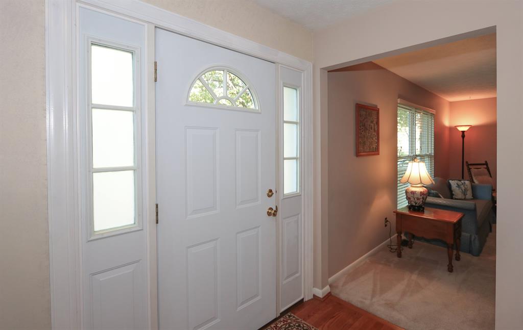 Foyer for 3220 Woodcrest Ln Landen, OH 45039