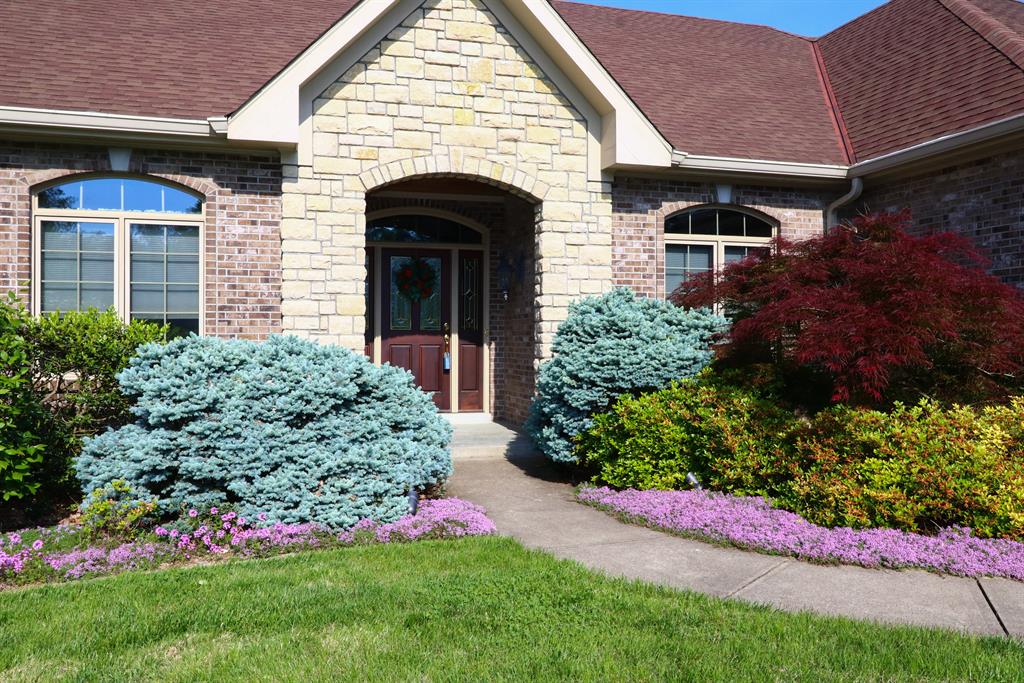 Entrance for 5445 Hollyridge Ct Taylor Mill, KY 41015
